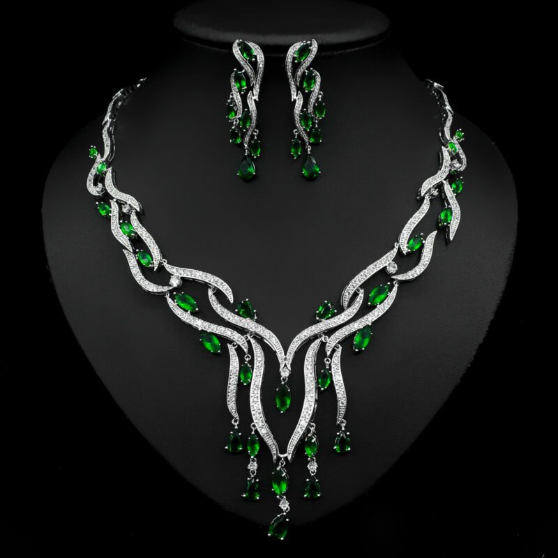 Luxury Crystal Zircon Jewelry Set – Elegant Tassel Pendant Necklace & Earrings (Blue, Green, Red, Yellow)